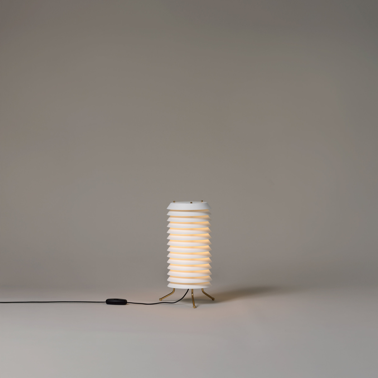 table-lamps-maija